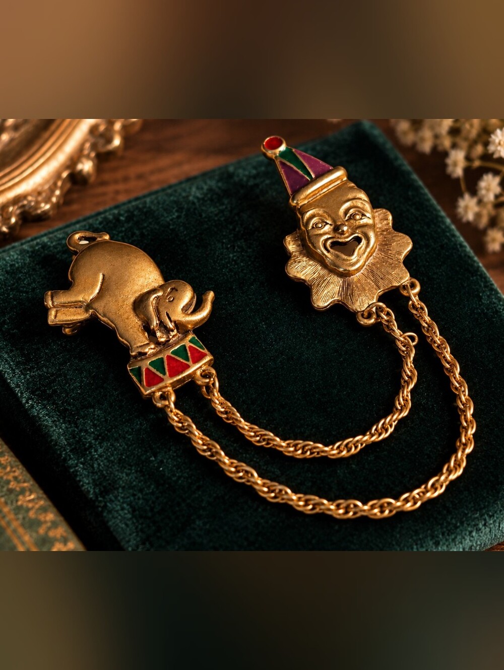 Vintage Gold-Tone Elephant & Clown Sweater Clip – Circus Novelty Brooch